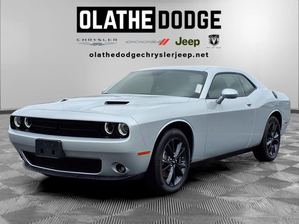 Used 2023 Dodge Challenger SXT w/ Blacktop Package image 1