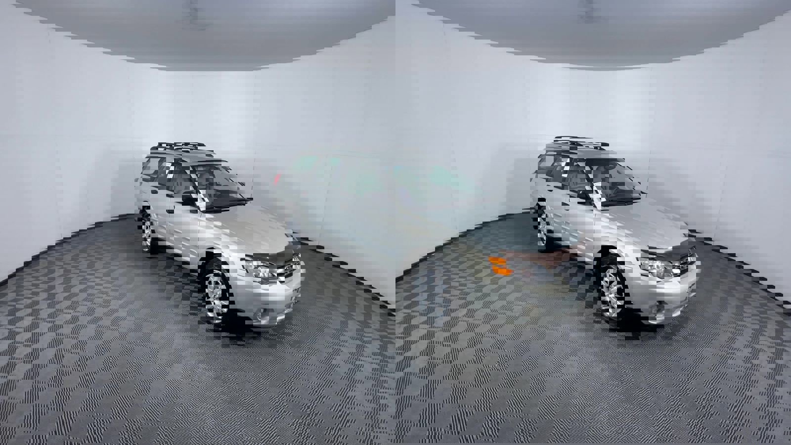 Used 2005 Subaru Outback 2.5i image 2