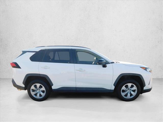 Used 2019 Toyota RAV4 LE w/ Carpet Mat Package FWD image 4
