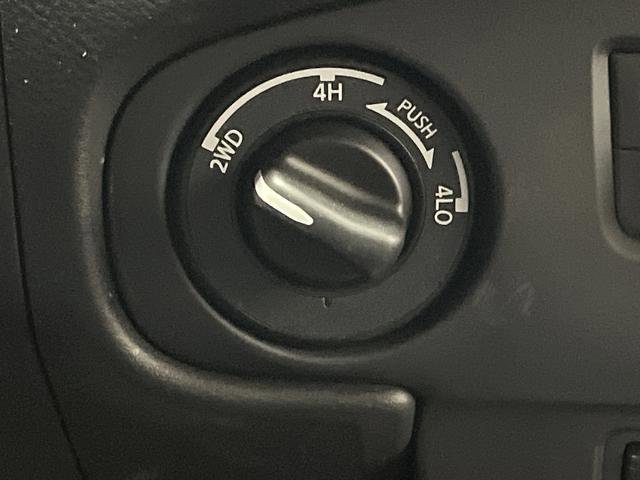 Used 2023 Nissan Frontier PRO-4X w/ Pro Convenience Package image 22