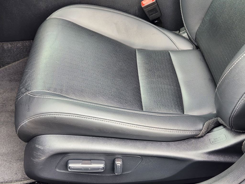 Used 2024 Honda Civic EX-L image 24