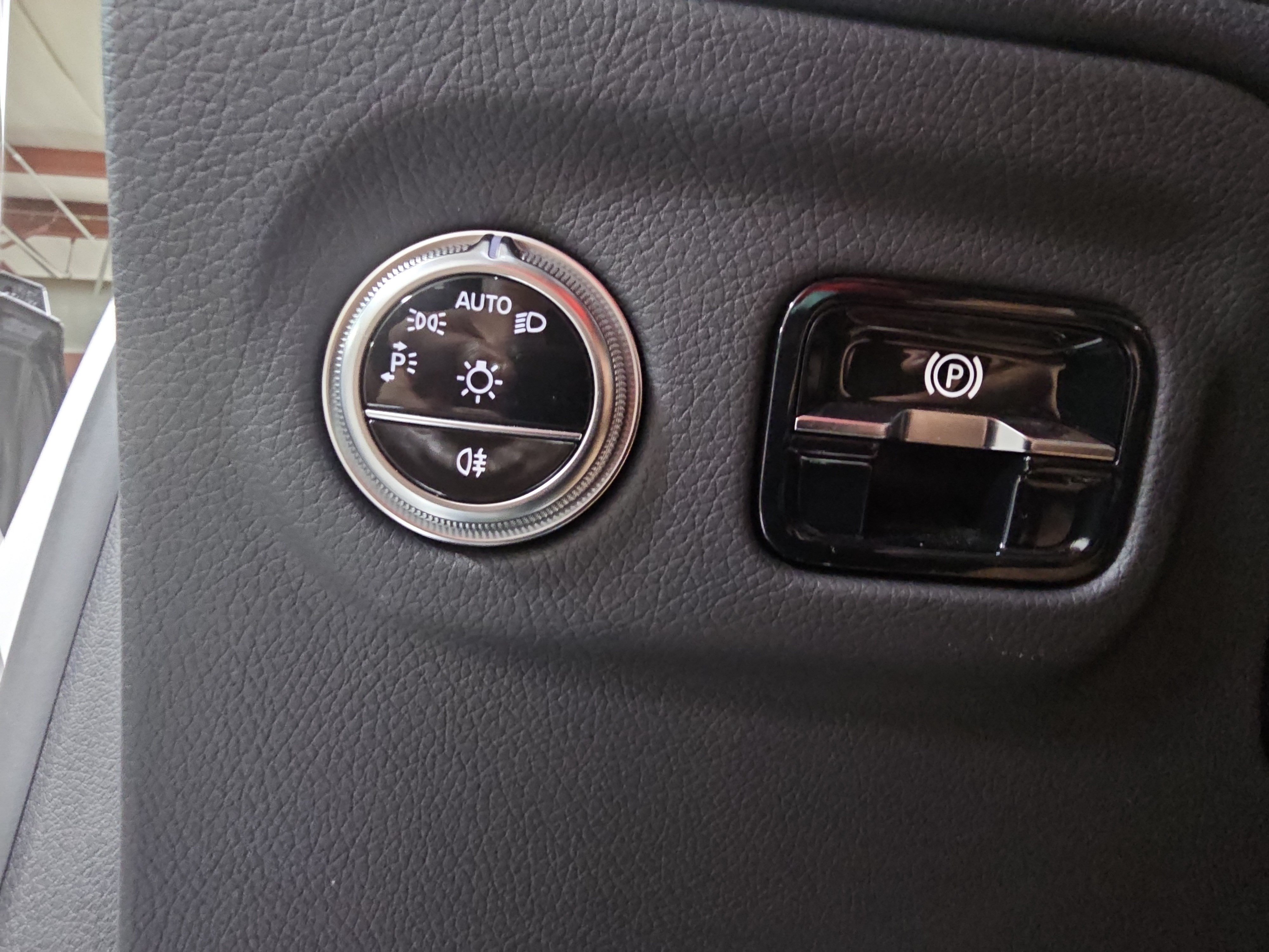 Certified 2023 Mercedes-Benz EQS 450+ SUV image 26