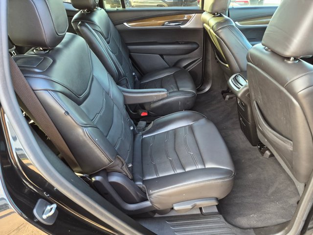 Used 2021 Cadillac XT6 Premium Luxury w/ Platinum Package AWD/4WD image 19