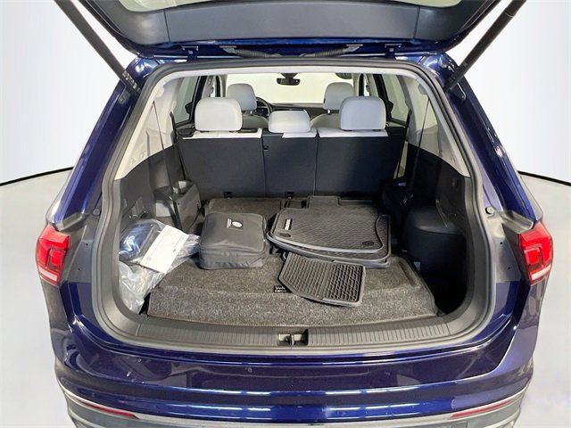 Used 2022 Volkswagen Tiguan SE image 28
