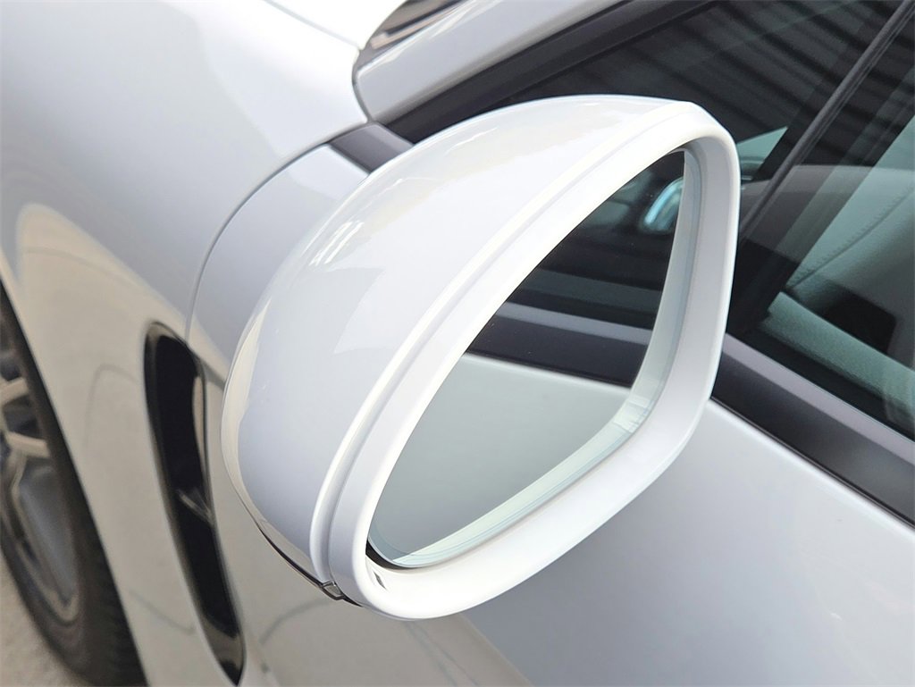 Used 2022 Porsche Panamera 4 image 29