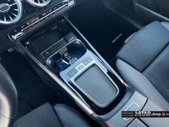 Used 2026 Mercedes-Benz GLB 35 AMG 4MATIC image 23