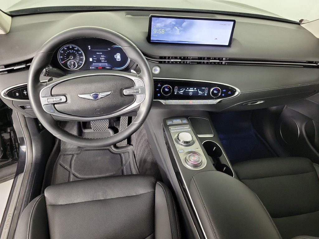 Used 2025 Genesis GV70 2.5T AWD/4WD image 16