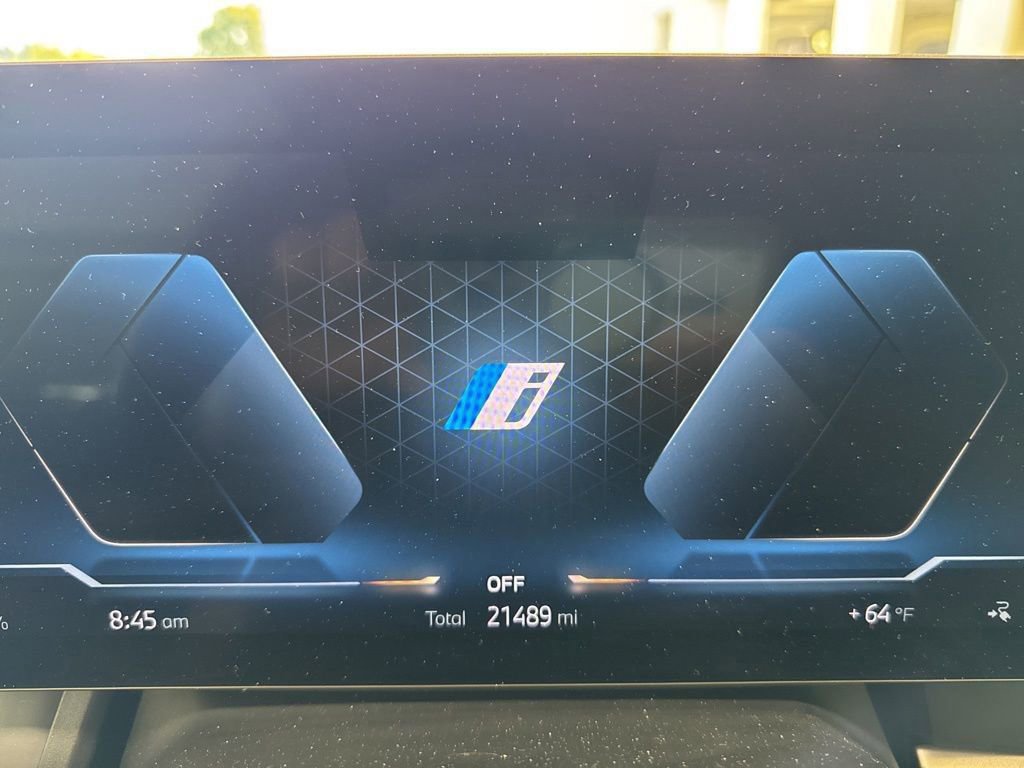 Certified 2023 BMW iX xDrive50 w/ Premium Package AWD/4WD image 13