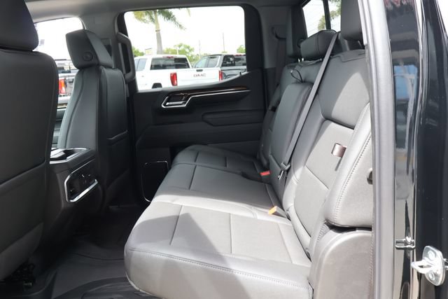 New 2026 GMC Sierra 1500 Elevation w/ Elevation Premium Package AWD/4WD image 17
