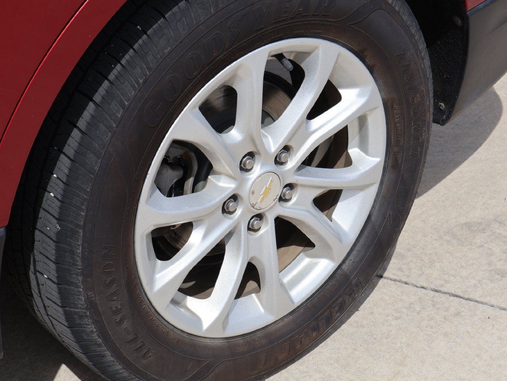 Used 2018 Chevrolet Equinox LT FWD image 40