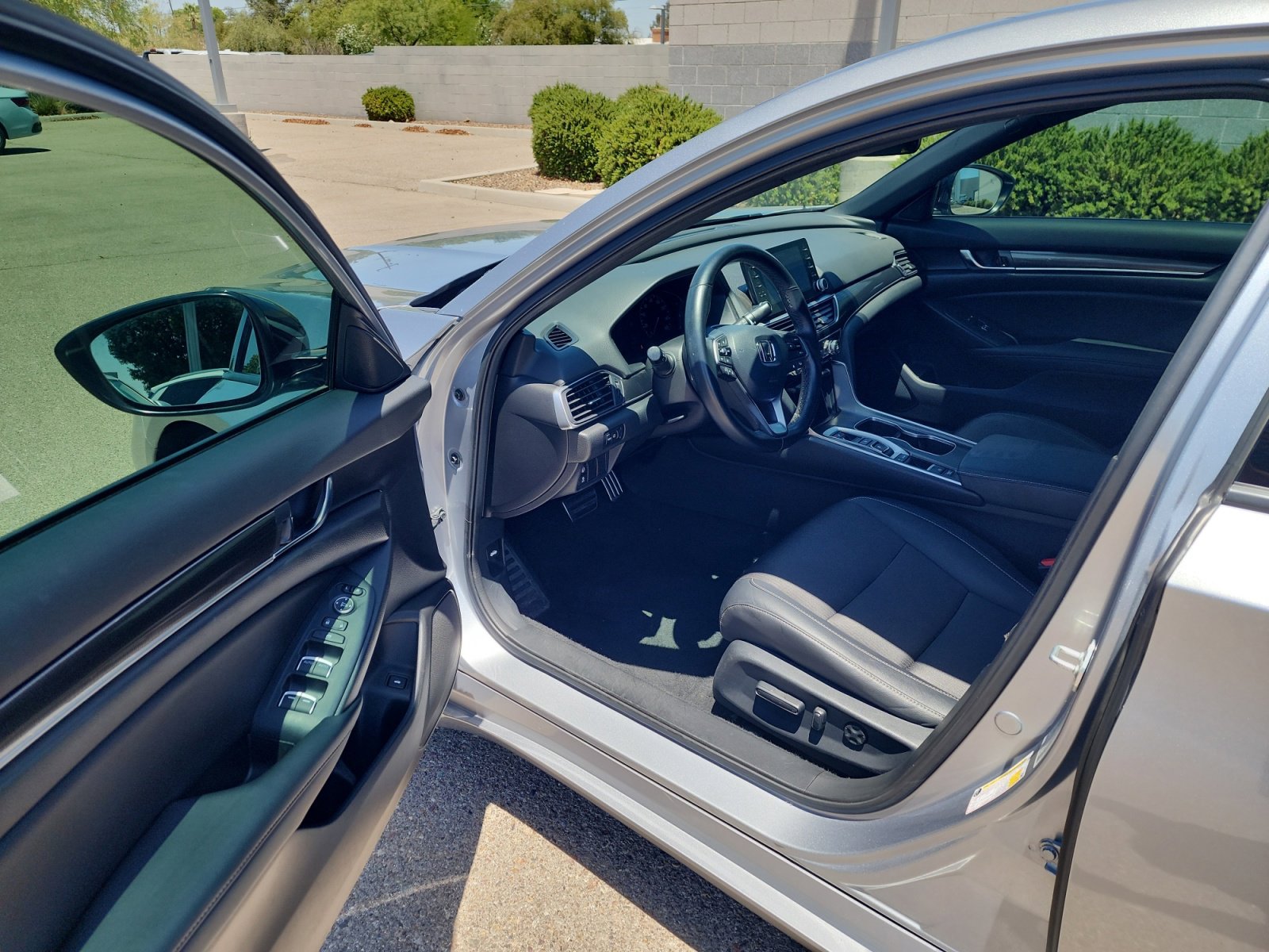 Used 2021 Honda Accord Sport image 14