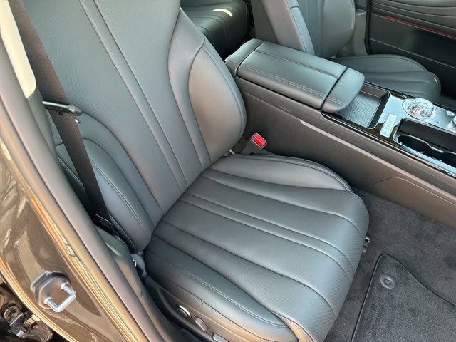 Used 2025 Genesis G80 2.5T image 21