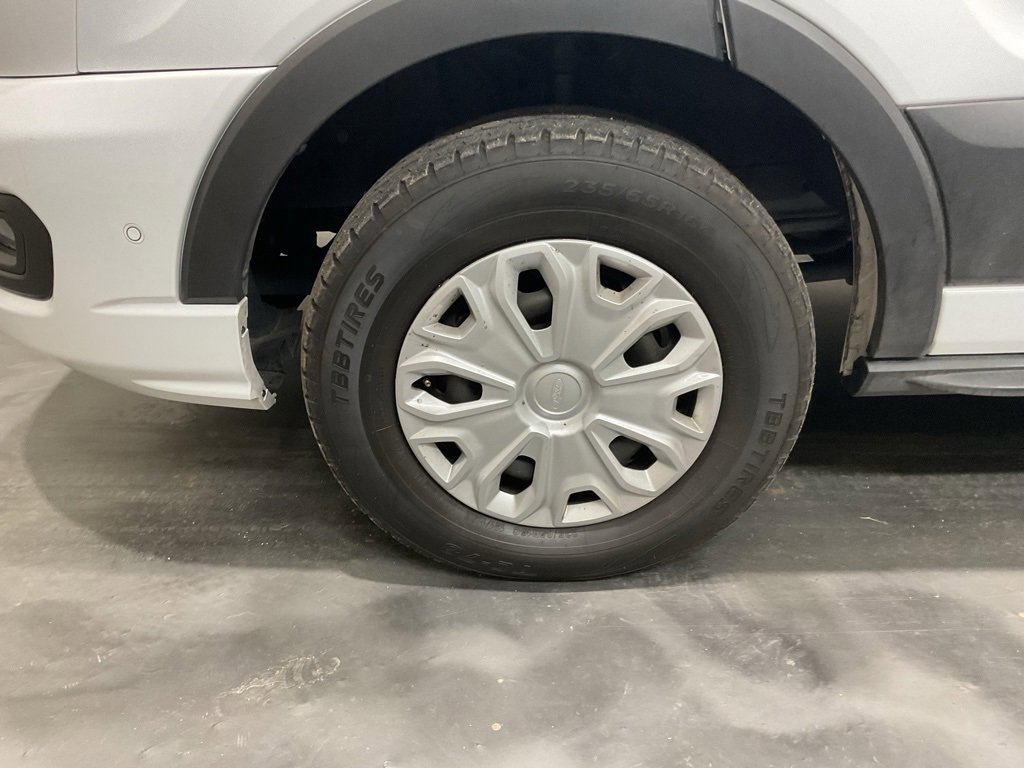 Used 2023 Ford Transit 350 XLT image 6