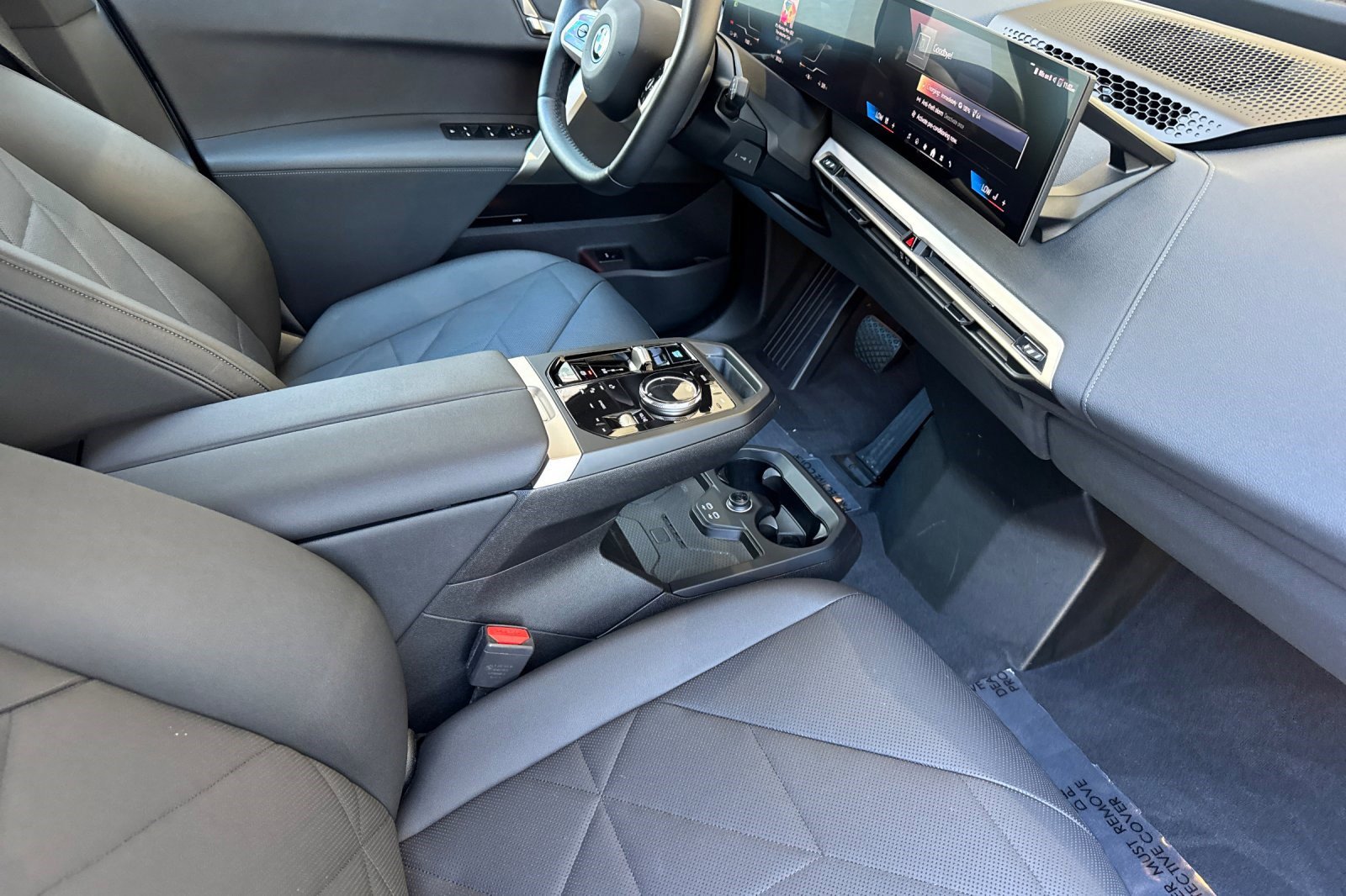 Certified 2024 BMW iX xDrive50 w/ Sport Package AWD/4WD image 20