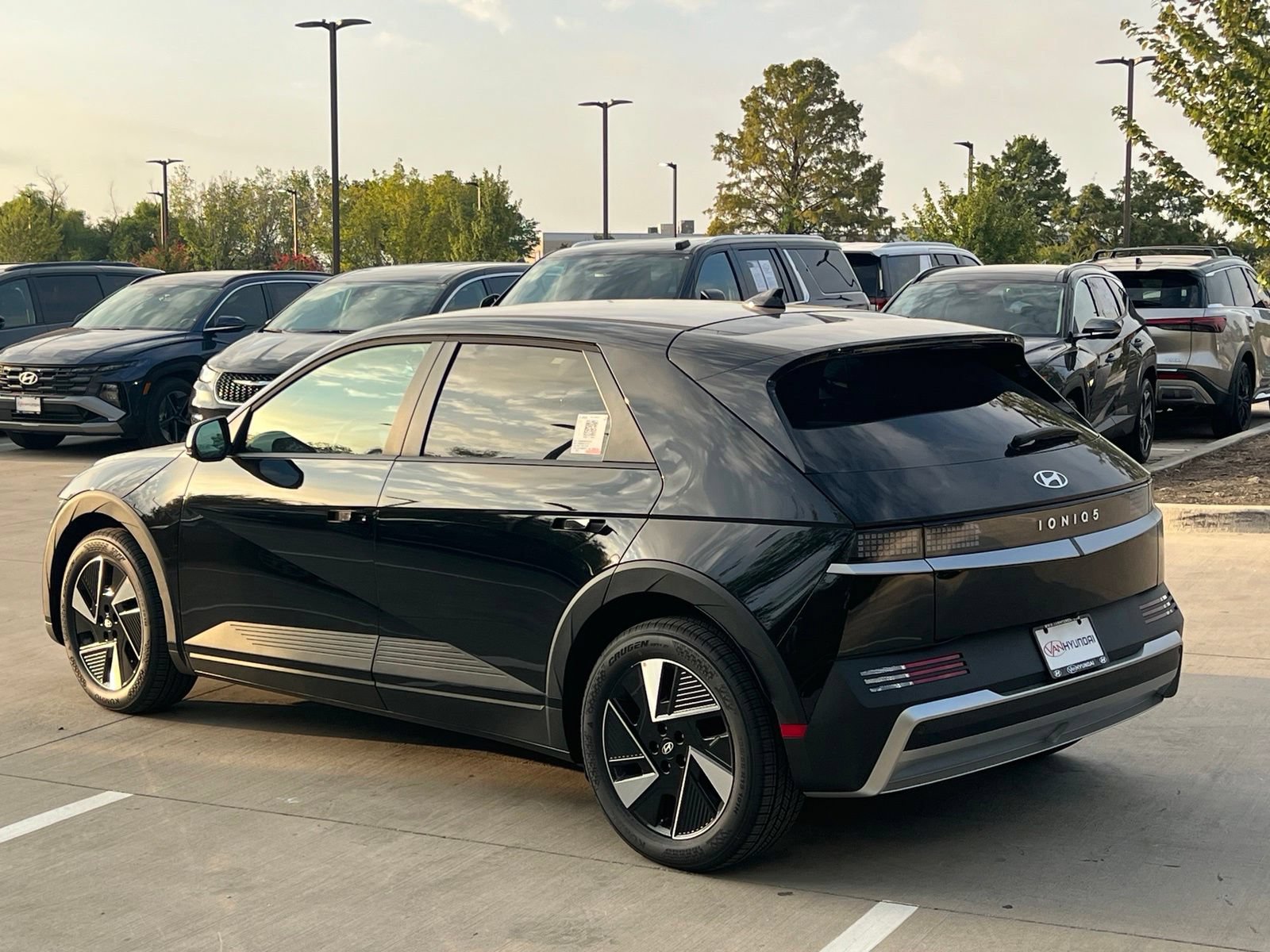 New 2027 Hyundai Ioniq 5 SE RWD image 9