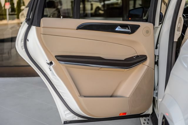 Used 2018 Mercedes-Benz GLS 550 4MATIC image 59