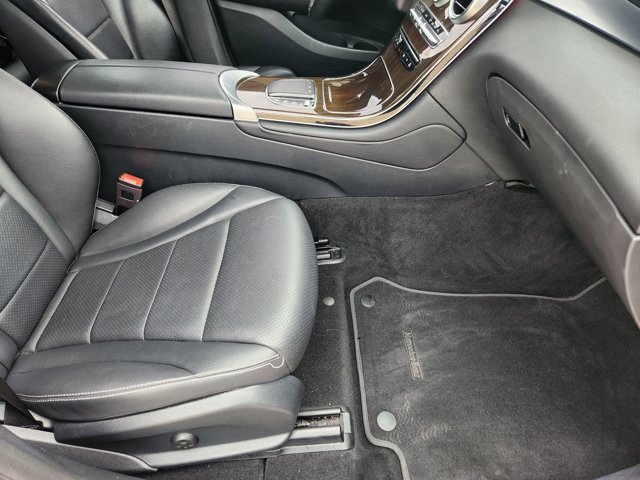 Used 2022 Mercedes-Benz GLC 300 image 13
