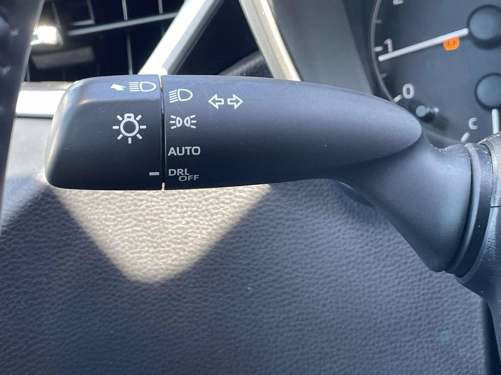 Used 2023 Toyota Corolla SE FWD image 29