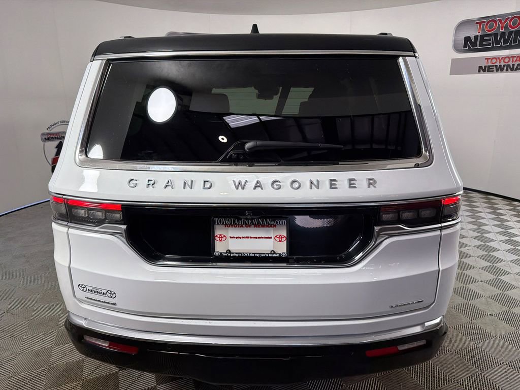 Used 2023 Jeep Grand Wagoneer Series II image 6