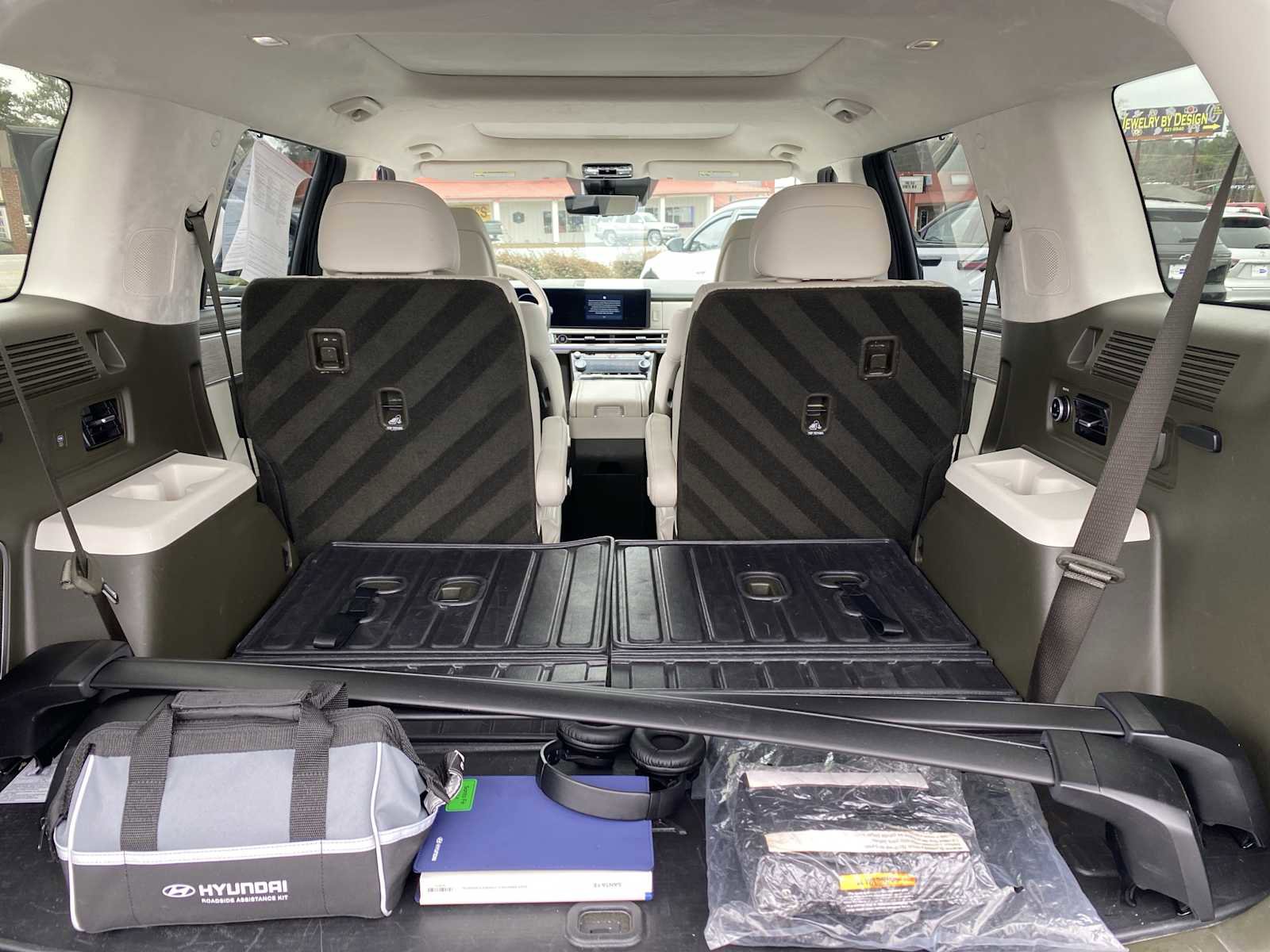 Certified 2025 Hyundai Santa Fe Calligraphy image 33