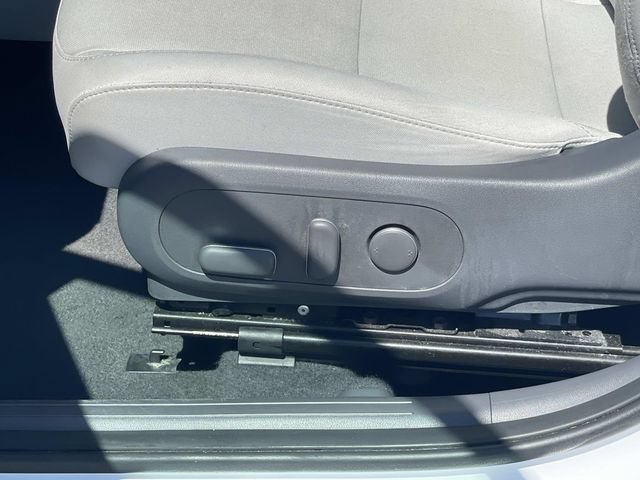 Used 2024 Hyundai Kona SEL AWD/4WD image 14