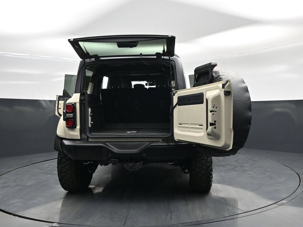 Used 2026 Ford Bronco Raptor w/ Interior Carbon Fiber Pack AWD/4WD image 32