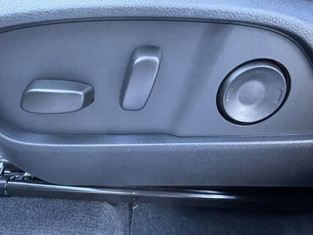 New 2026 Chevrolet Equinox LT w/ Convenience Package II image 24