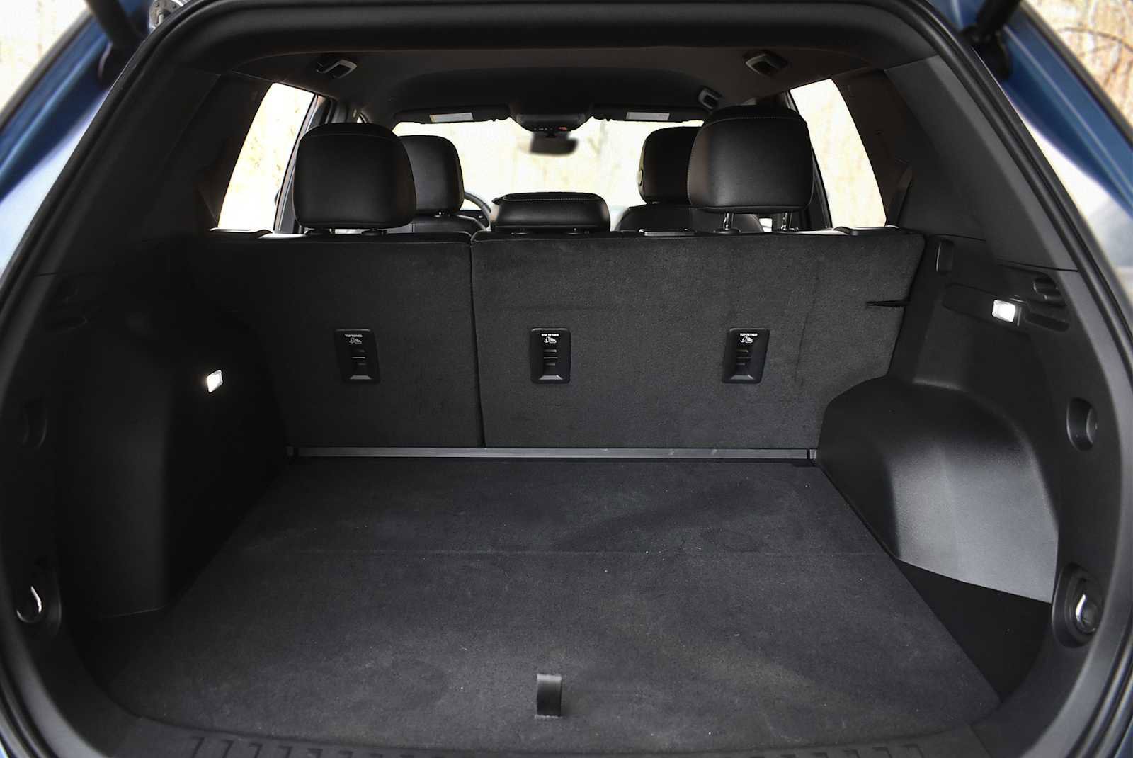 Used 2025 Chevrolet Equinox LT w/ Convenience Package II image 8