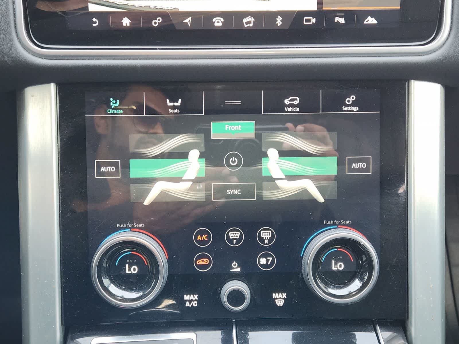 Used 2019 Land Rover Range Rover Supercharged AWD/4WD image 17