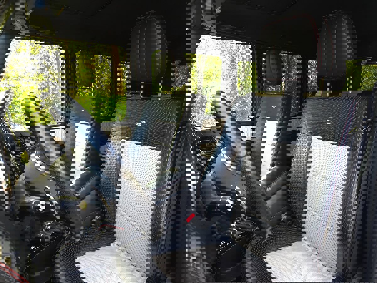 Used 2015 Mercedes-Benz G 550 image 13