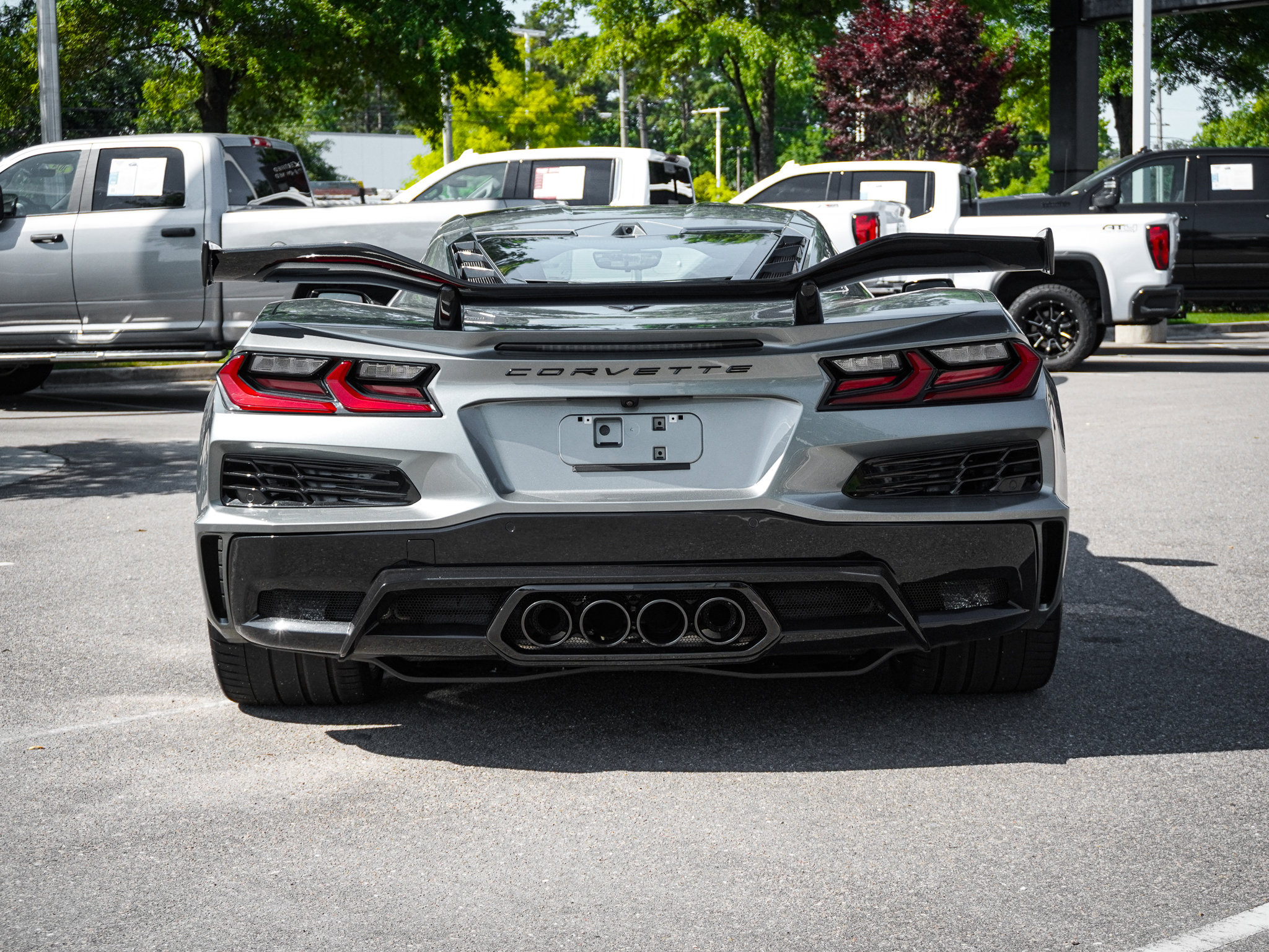 Used 2023 Chevrolet Corvette Z06 w/ Stealth Interior Trim Package RWD image 9