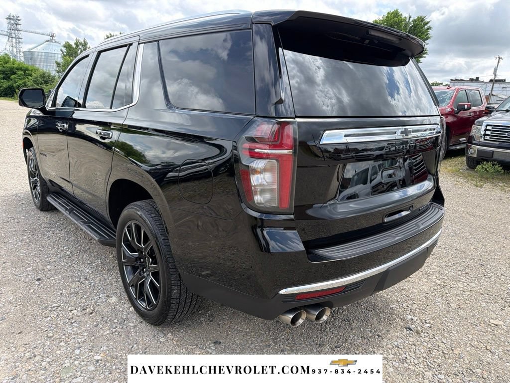 Used 2024 Chevrolet Tahoe Premier w/ Premium Package 2 AWD/4WD image 3