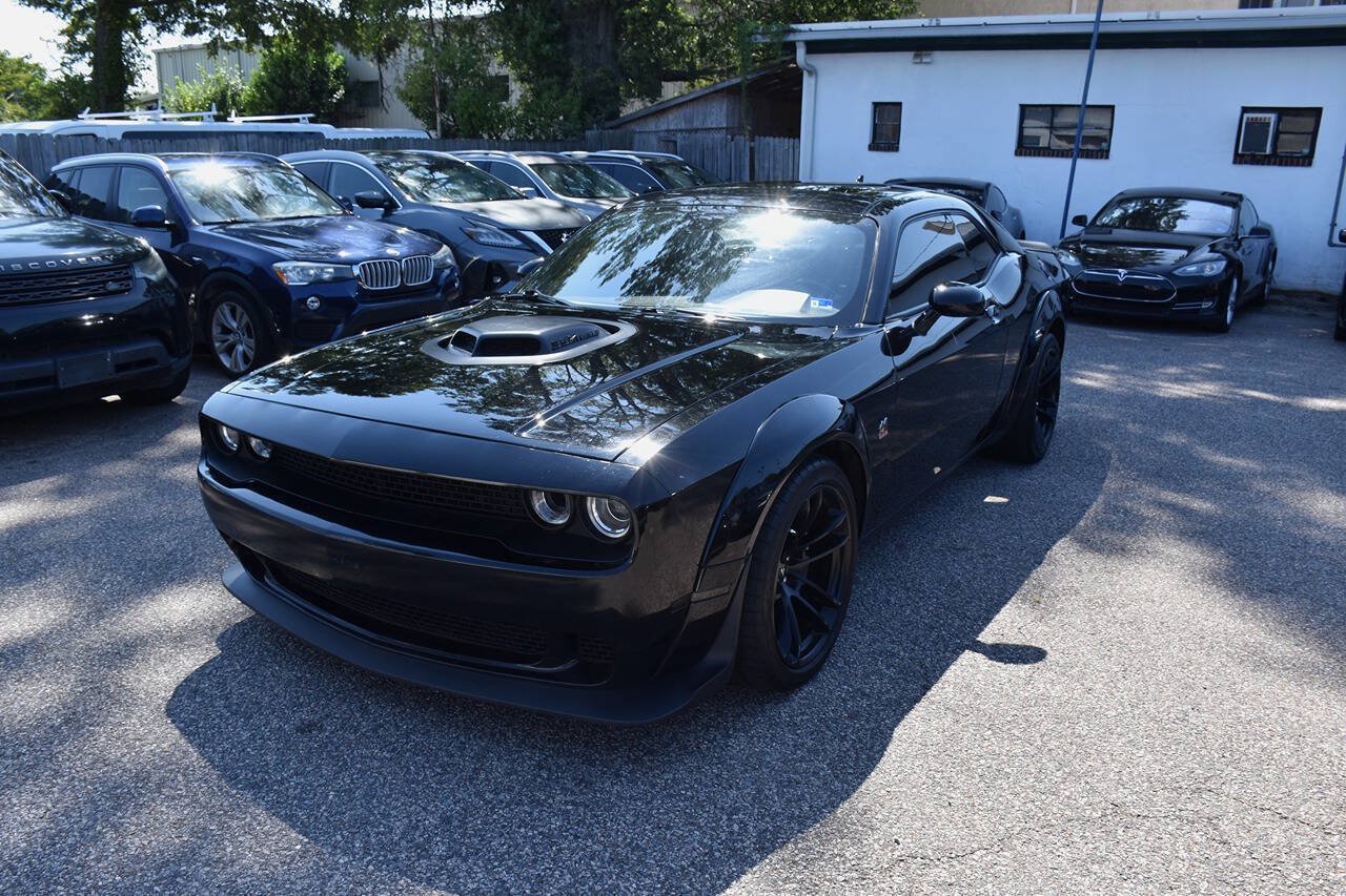 Used 2023 Dodge Challenger R/T Scat Pack RWD image 1