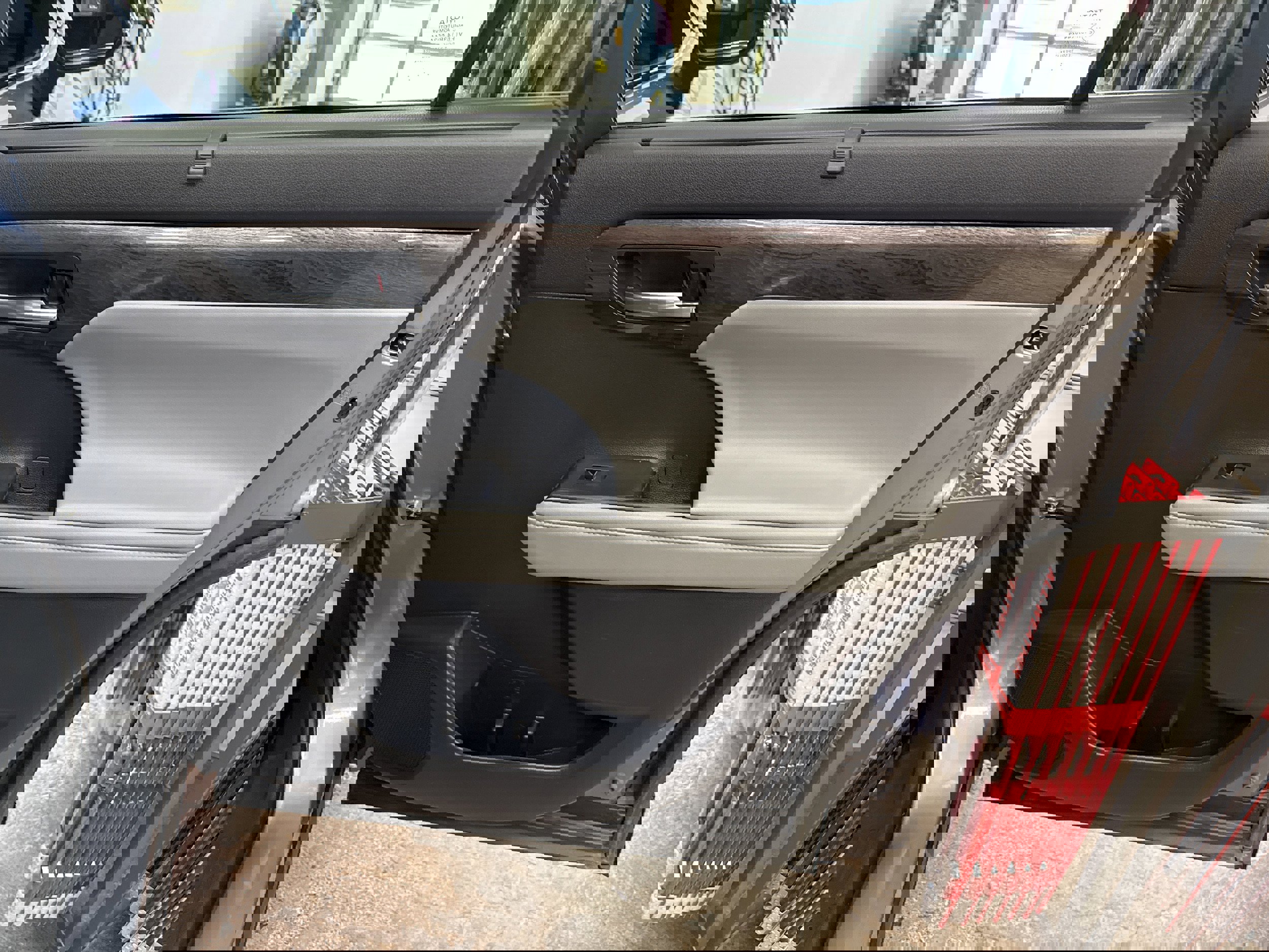 Used 2022 Toyota Highlander Platinum image 20