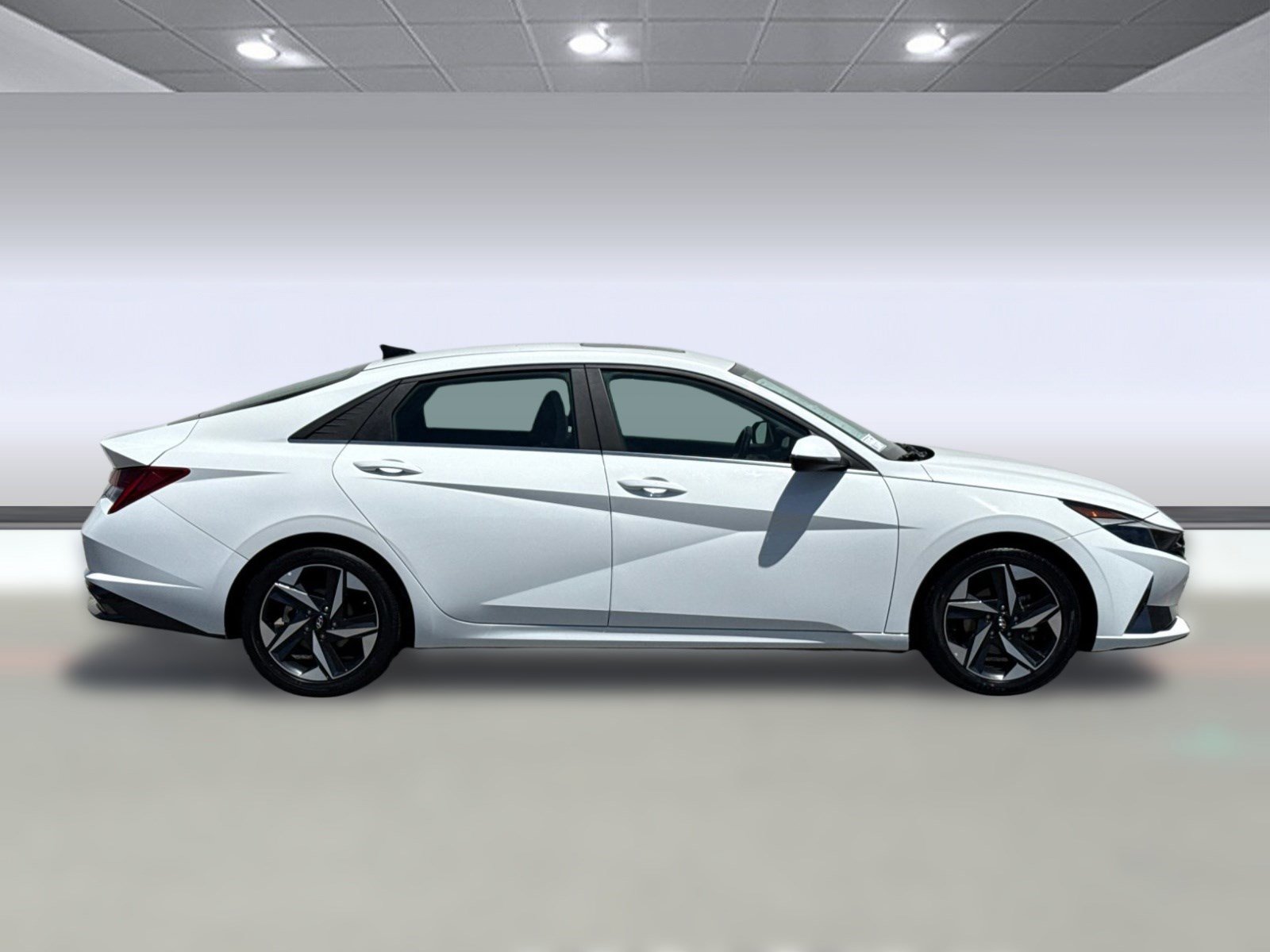 Used 2023 Hyundai Elantra Limited w/ Cargo Package FWD image 8