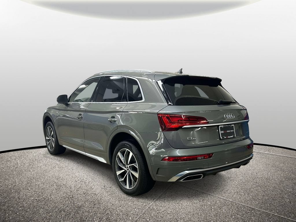 Used 2023 Audi Q5 2.0T Premium Plus w/ Premium Plus Package AWD/4WD image 6