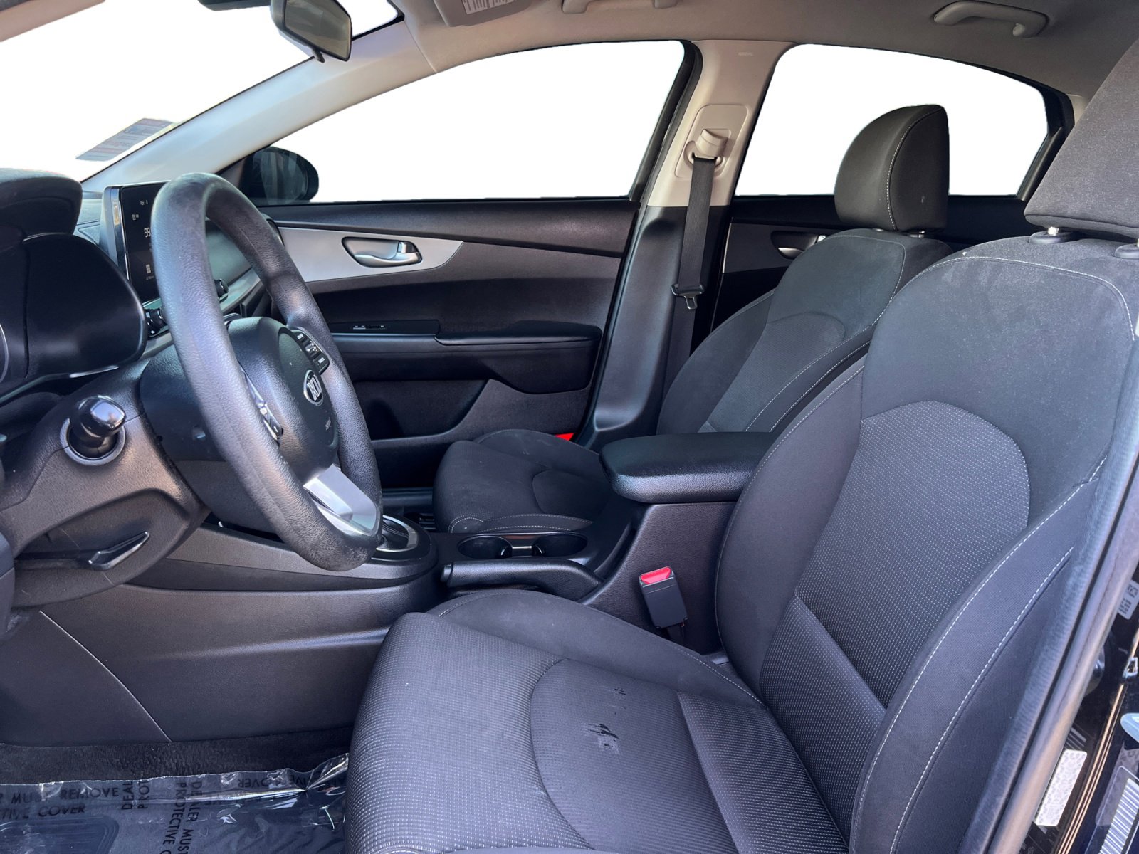 Used 2021 Kia Forte LXS image 9