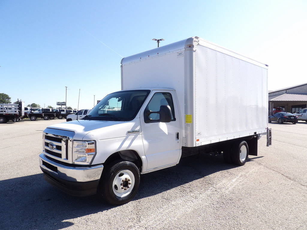 Used 2024 Ford E-350 and Econoline 350 Super Duty w/ Power Windows & Locks Group RWD image 3