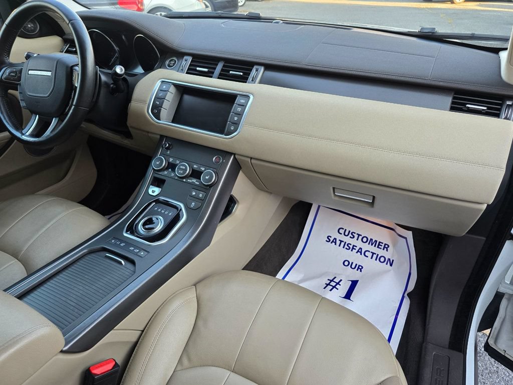 Used 2019 Land Rover Range Rover Evoque AWD/4WD image 19