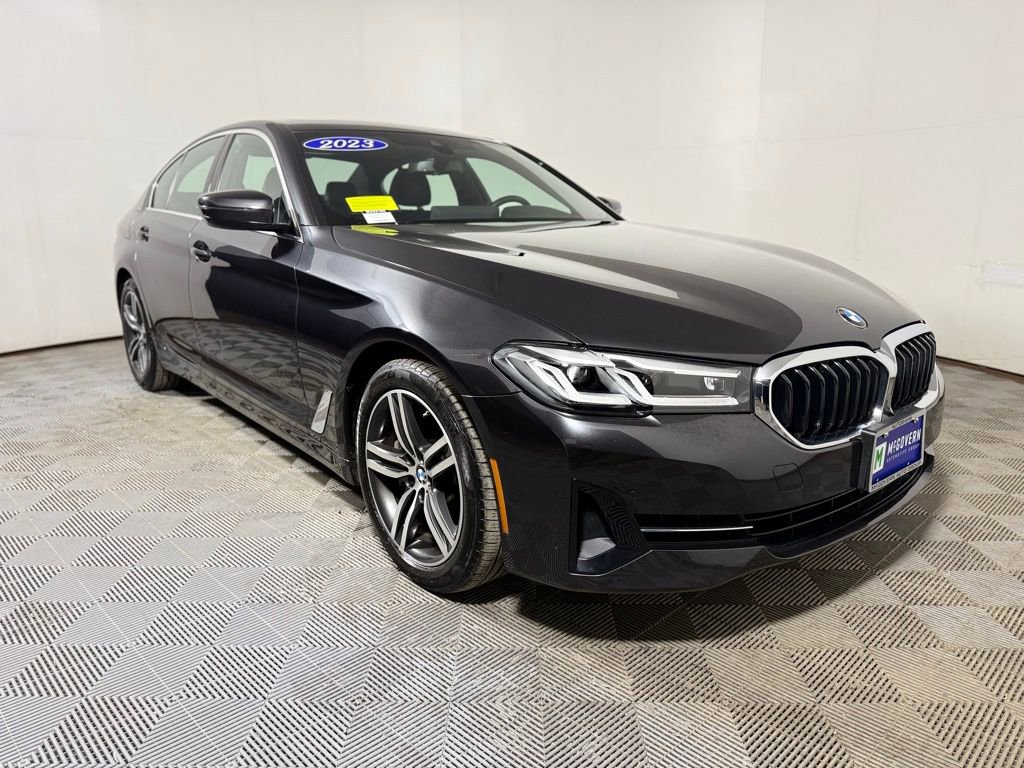 Used 2023 BMW 530i xDrive w/ Convenience Package AWD/4WD image 9