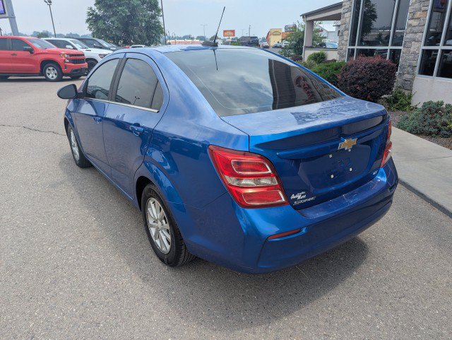 Used 2017 Chevrolet Sonic LT w/ Convenience Package FWD image 3