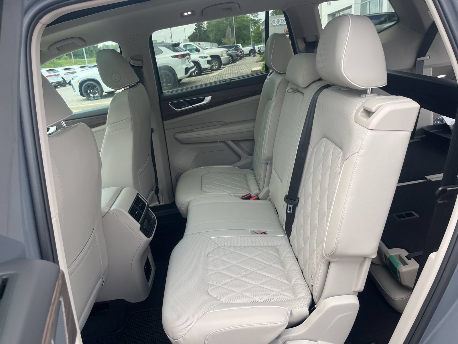 New 2026 Volkswagen Atlas SEL Premium R-Line AWD/4WD image 27