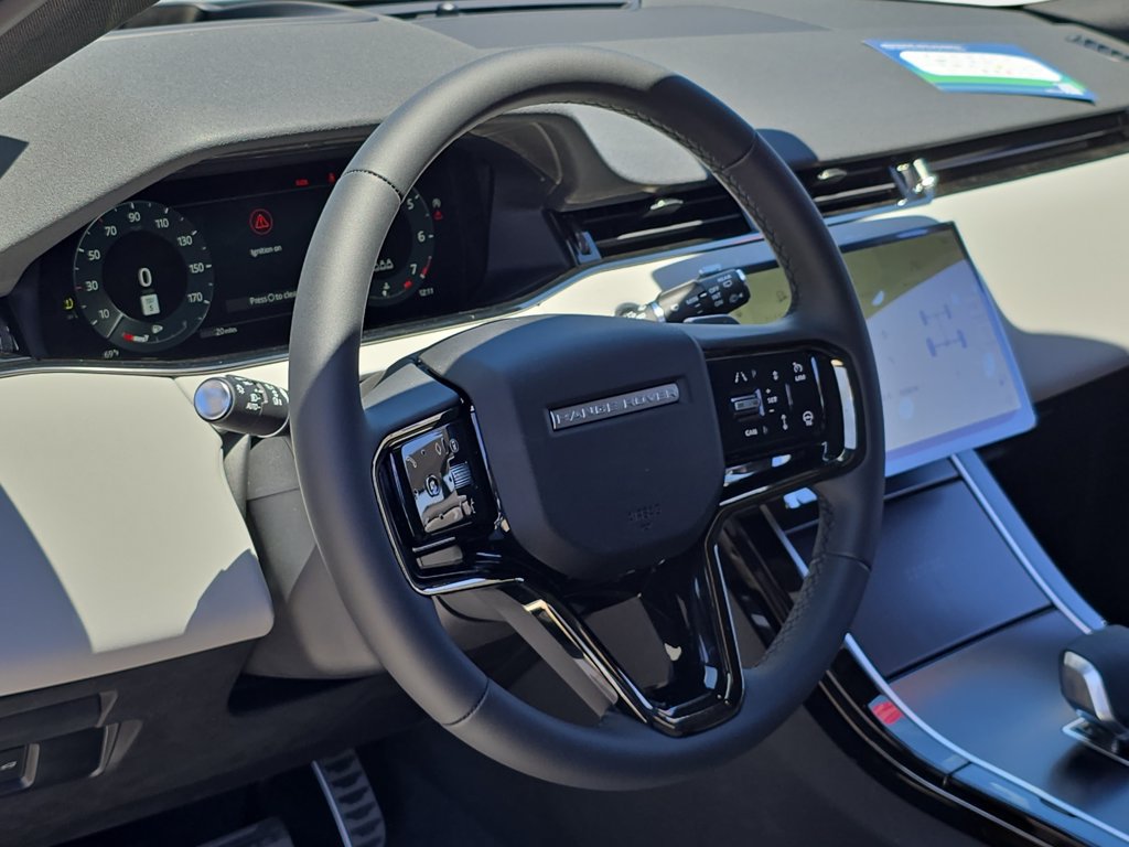 New 2026 Land Rover Range Rover Evoque Hoxton AWD/4WD image 16