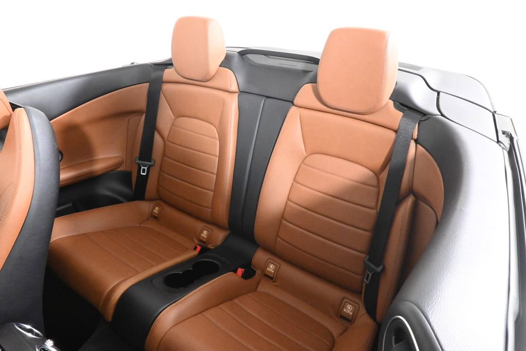 Used 2018 Mercedes-Benz C 300 4MATIC Cabriolet image 4