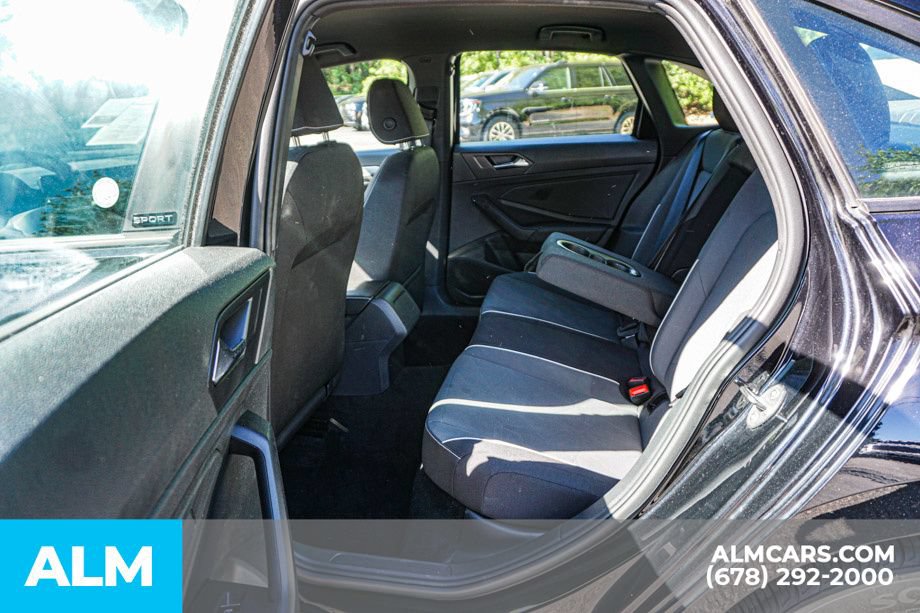 Used 2025 Volkswagen Jetta Sport FWD image 20