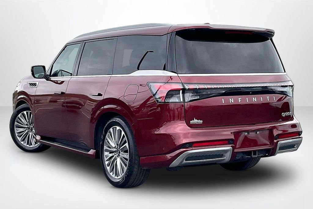 Used 2025 INFINITI QX80 Sensory AWD/4WD image 5