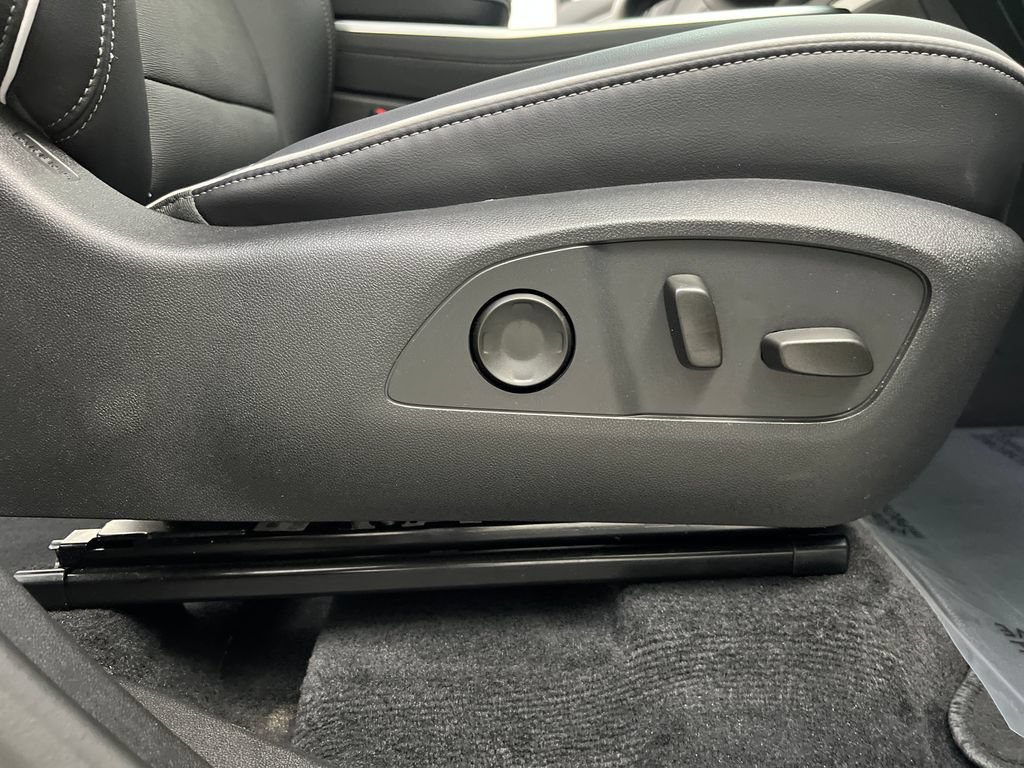 Used 2026 Buick Enclave Preferred FWD image 34