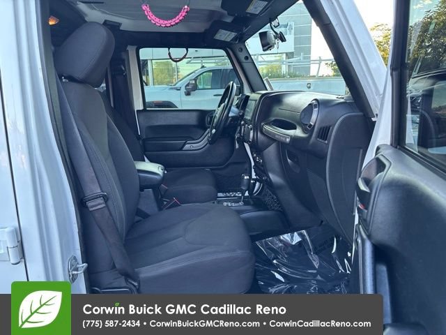 Used 2018 Jeep Wrangler Unlimited Sport S AWD/4WD image 36