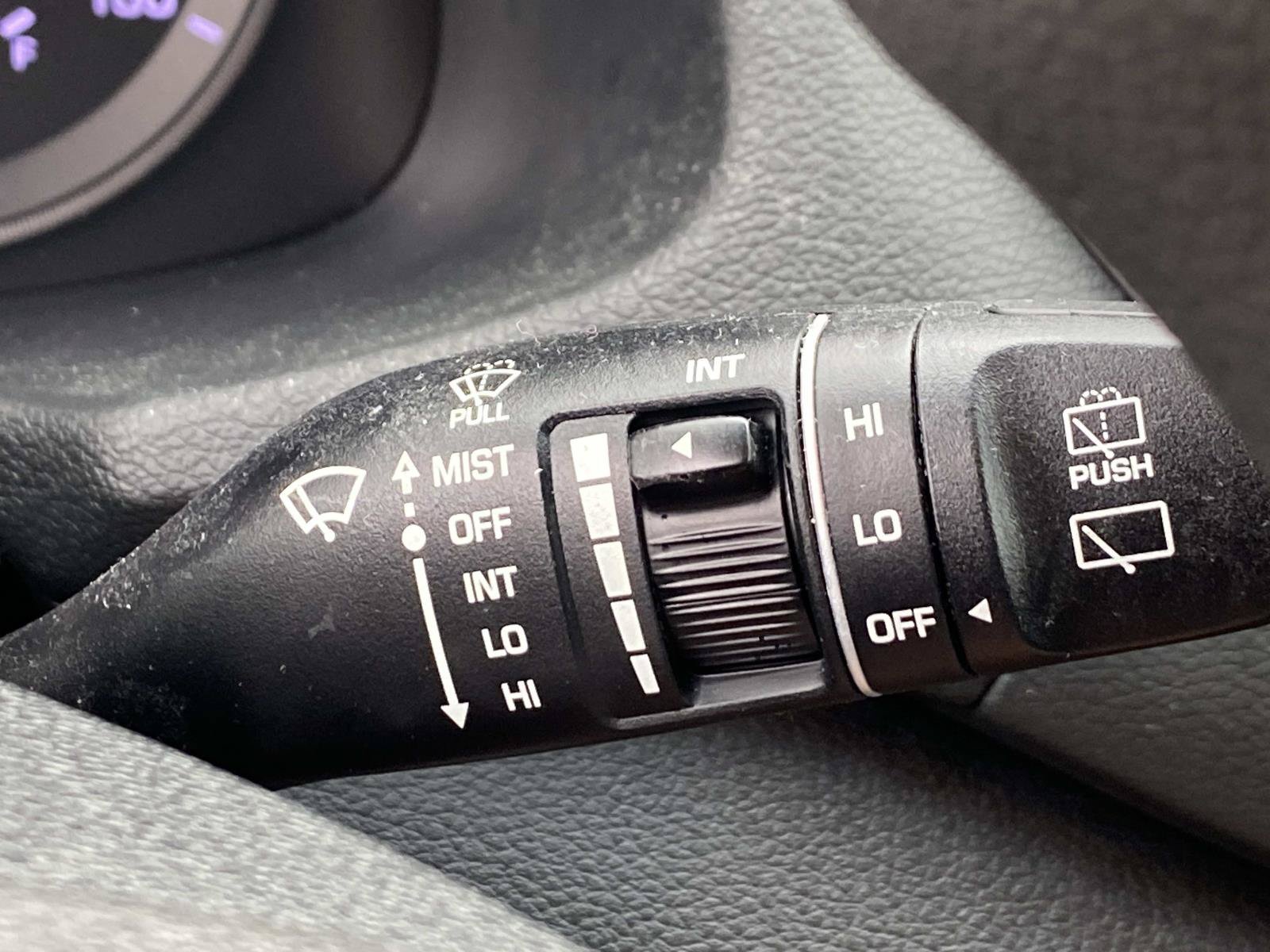 Used 2018 Hyundai Tucson SE AWD/4WD image 18