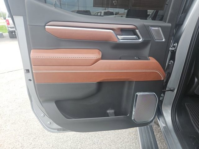 Used 2024 GMC Sierra 1500 Denali Ultimate image 16